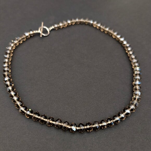 Faceted smoke glass beaded necklace - Picture 5 of 11